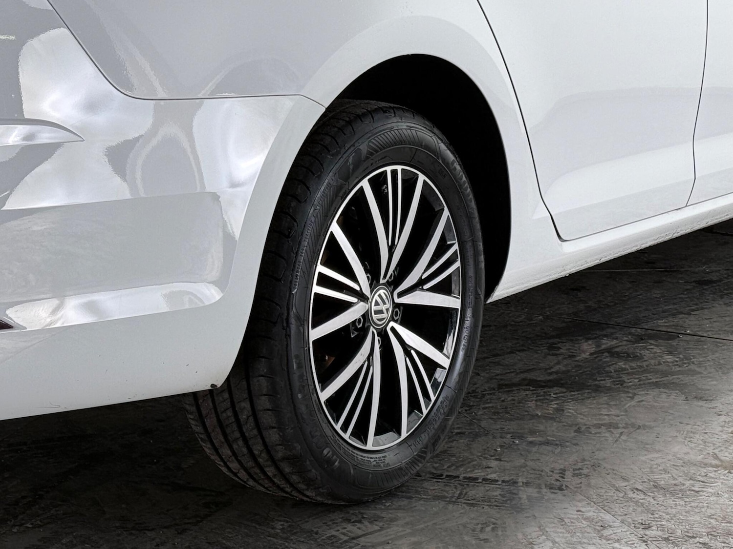 Used Volkswagen Golf 2018 for sale - 77591194: Photo 5