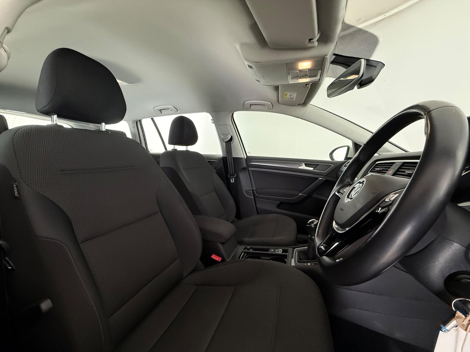 Used Volkswagen Golf 2018 for sale - 77591194: Photo 8