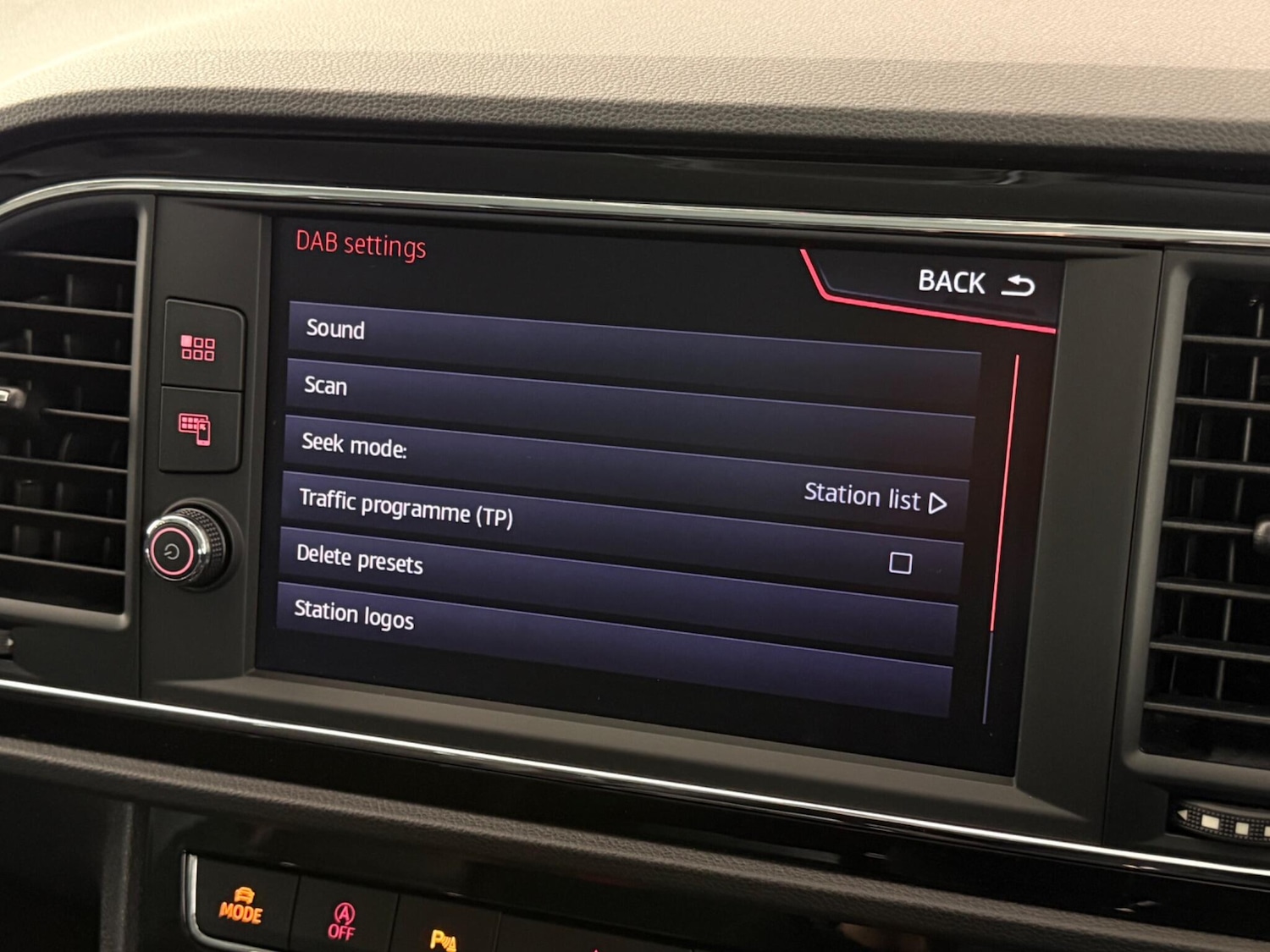 Used SEAT Leon 2017 for sale - 77456590: Photo 18