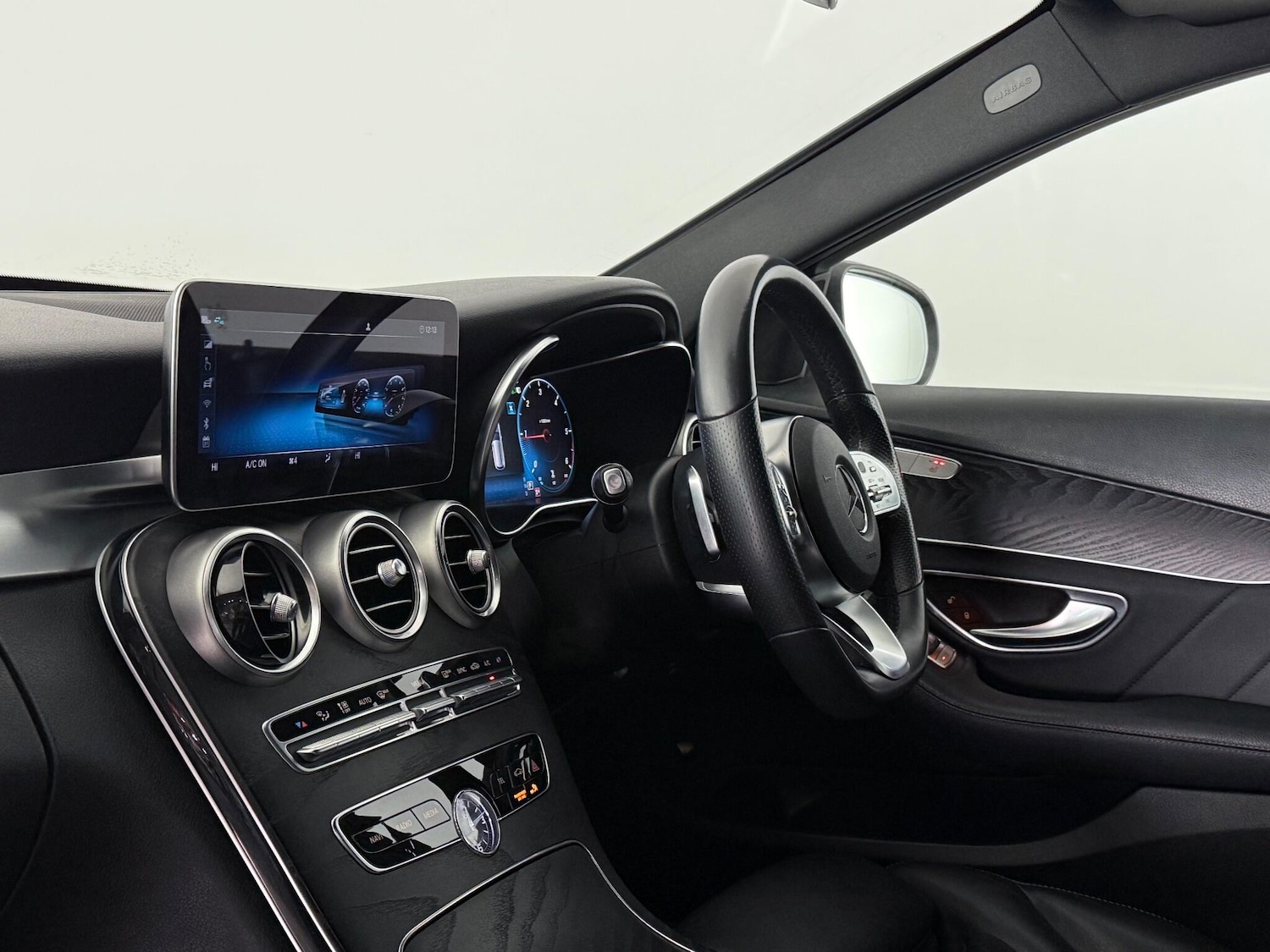 Used Mercedes-Benz C Class 2019 for sale - 77246374: Photo 14