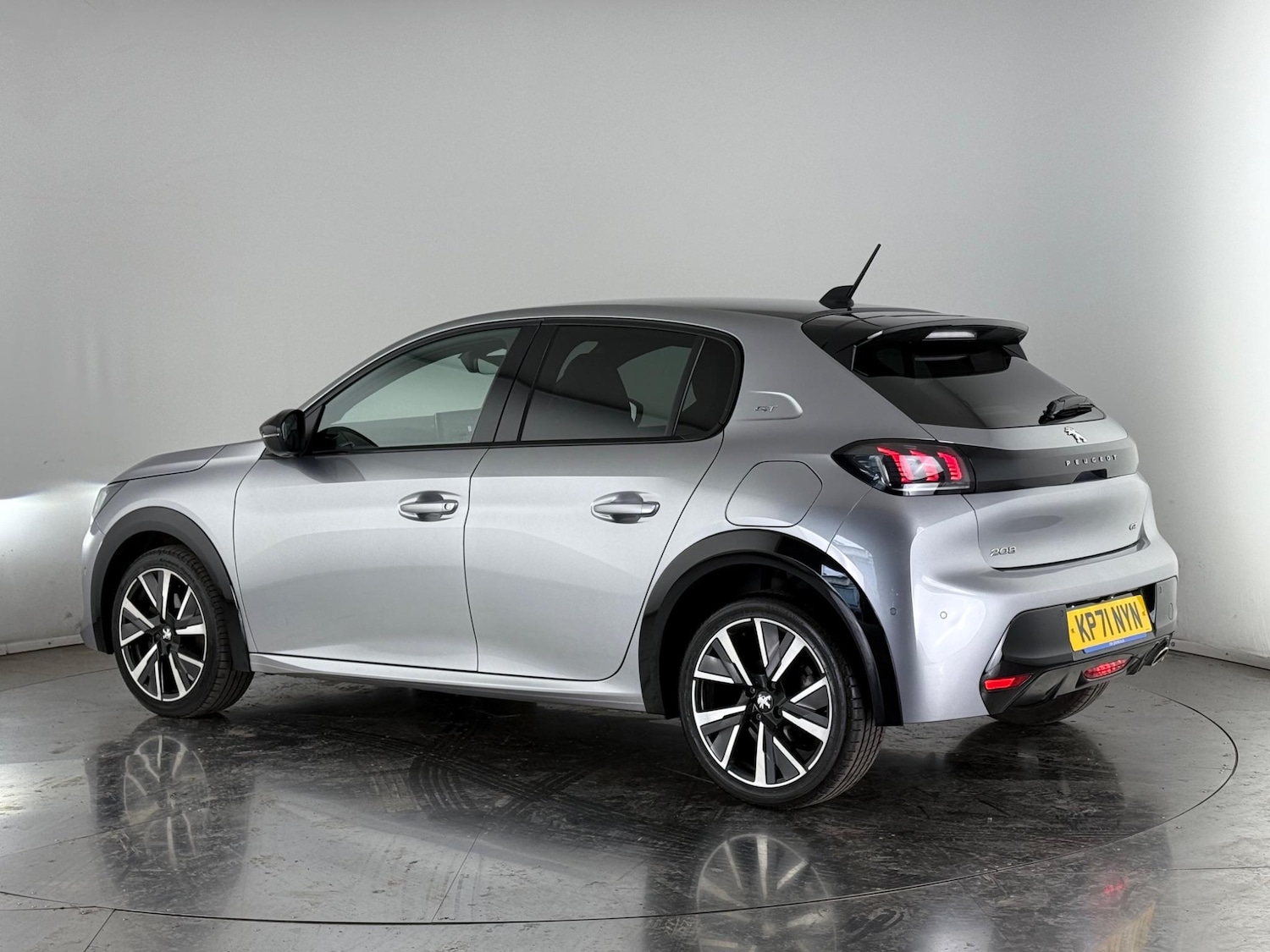 Used Peugeot 208 2021 for sale - 77243844: Photo 3