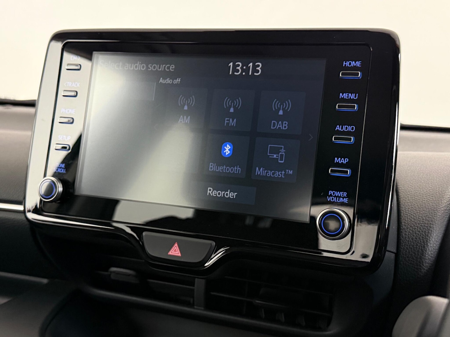 Used Toyota Yaris 2022 for sale - 77246239: Photo 24