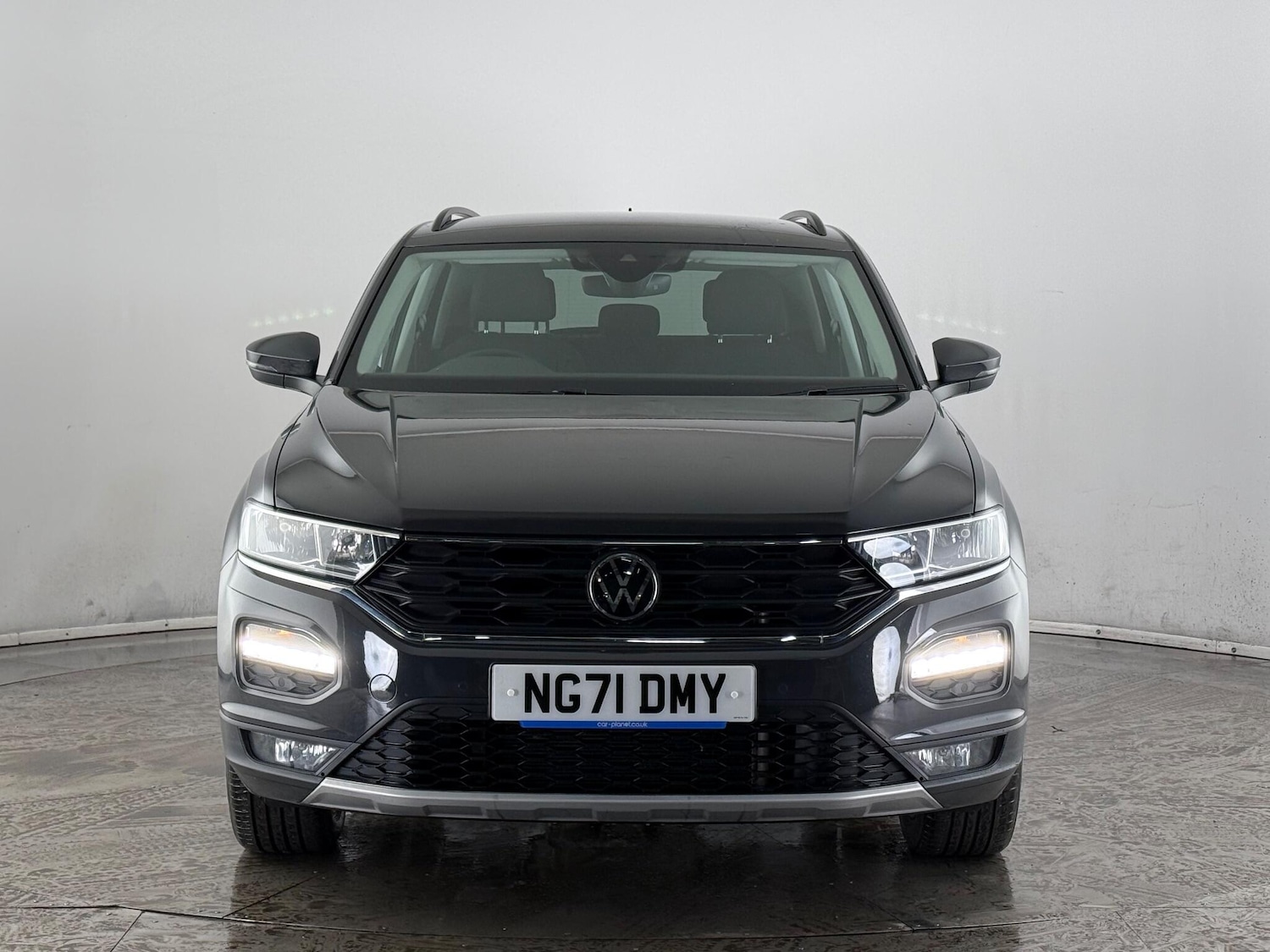 Used Volkswagen T-Roc 2021 for sale - 77222467: Photo 2