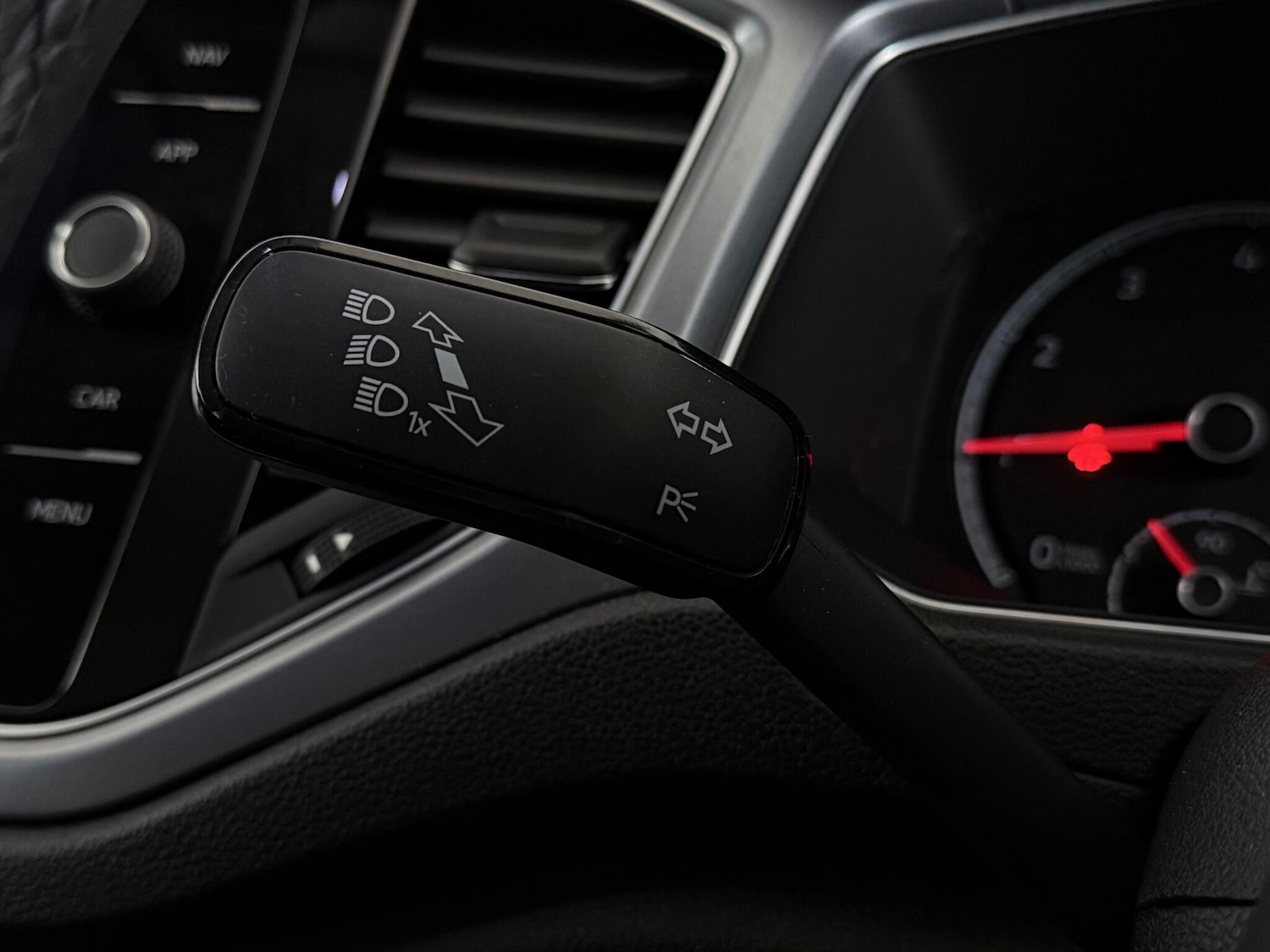 Used Volkswagen T-Roc 2021 for sale - 77222467: Photo 22