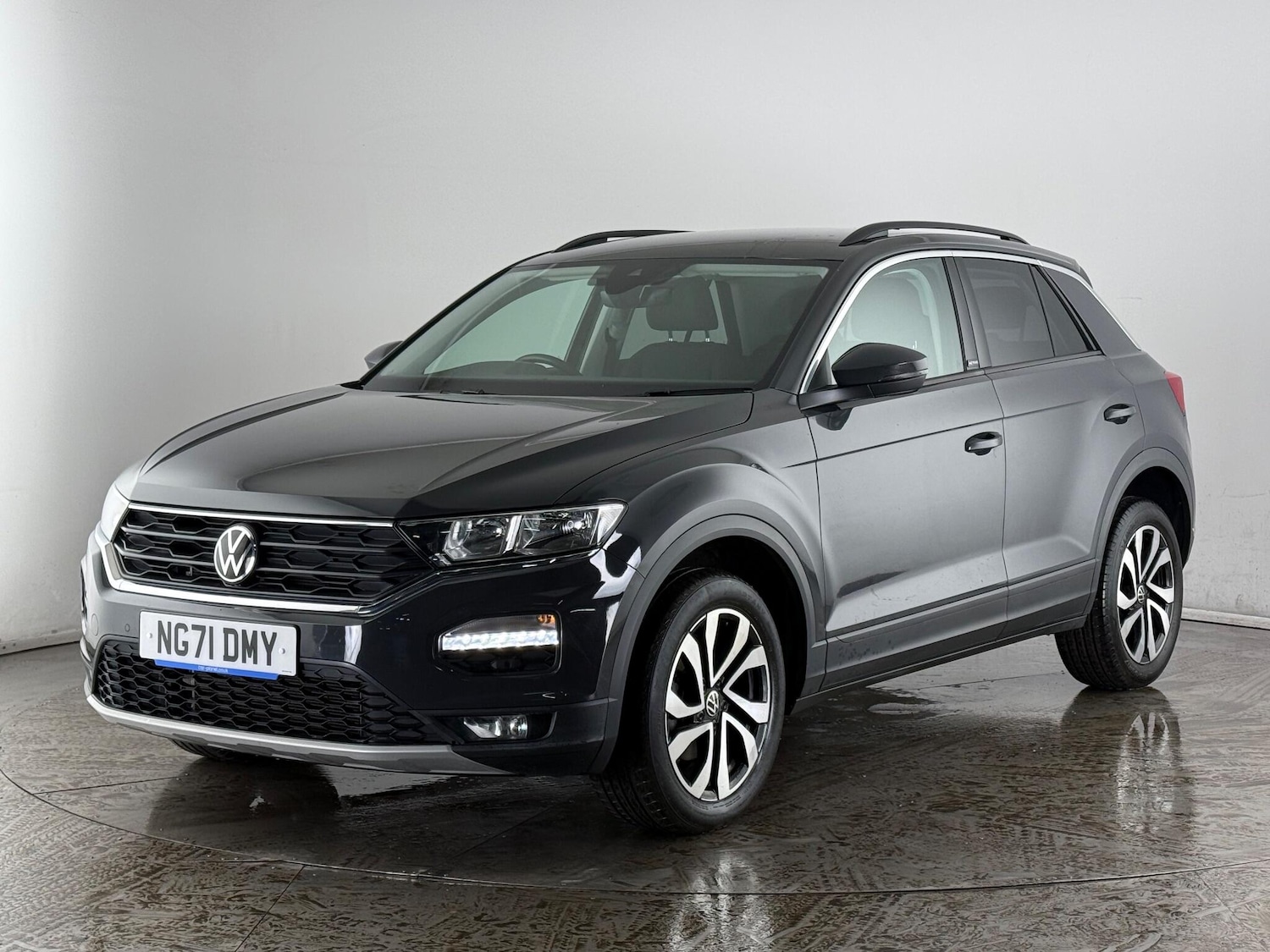 Used Volkswagen T-Roc 2021 for sale - 77222467: Photo 3