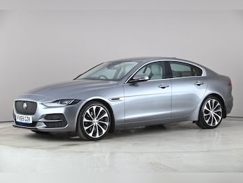 Used Jaguar XE 2020 for sale - 78405496: Photo