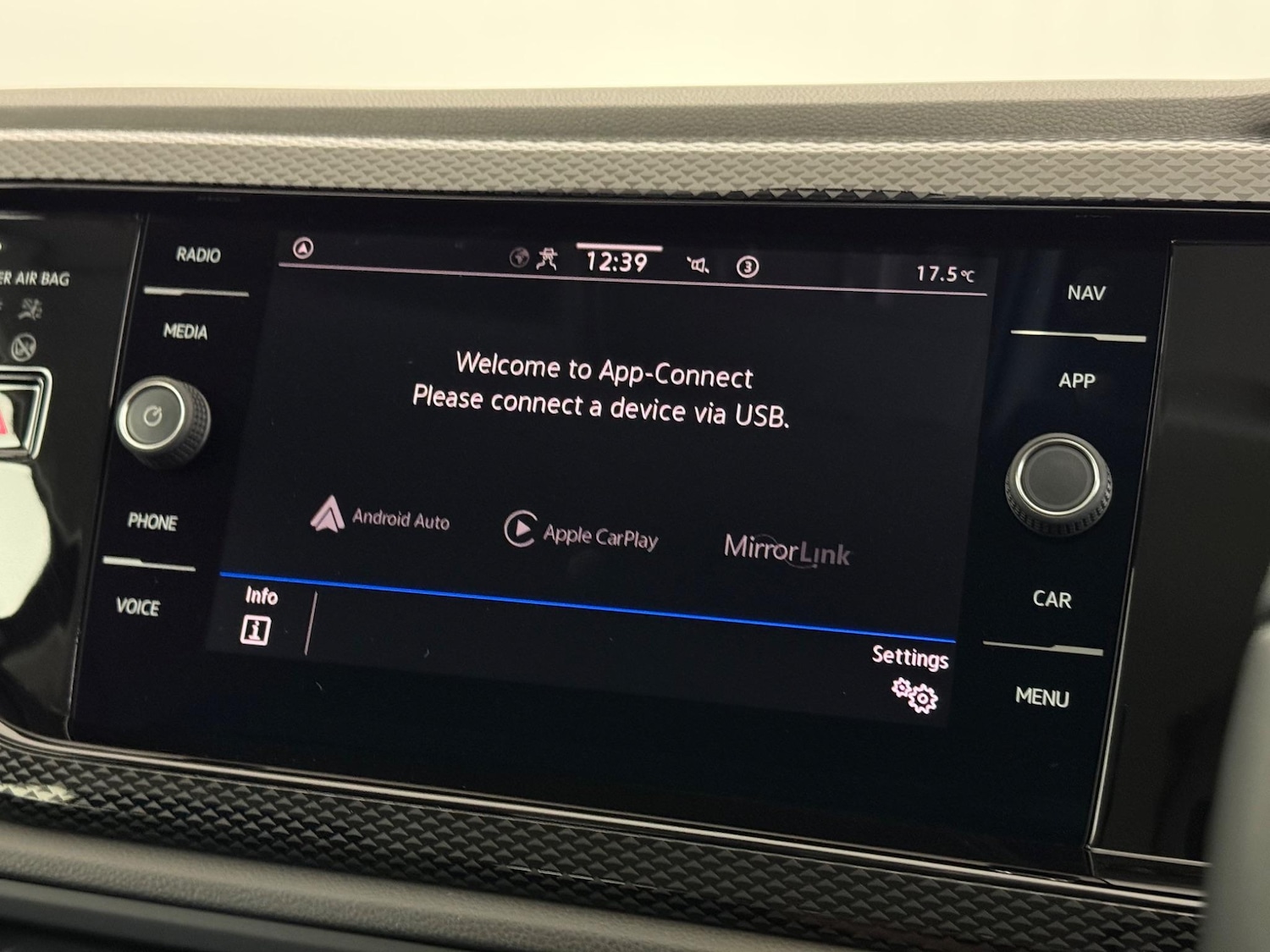 Used Volkswagen Taigo 2022 for sale - 76468516: Photo 28