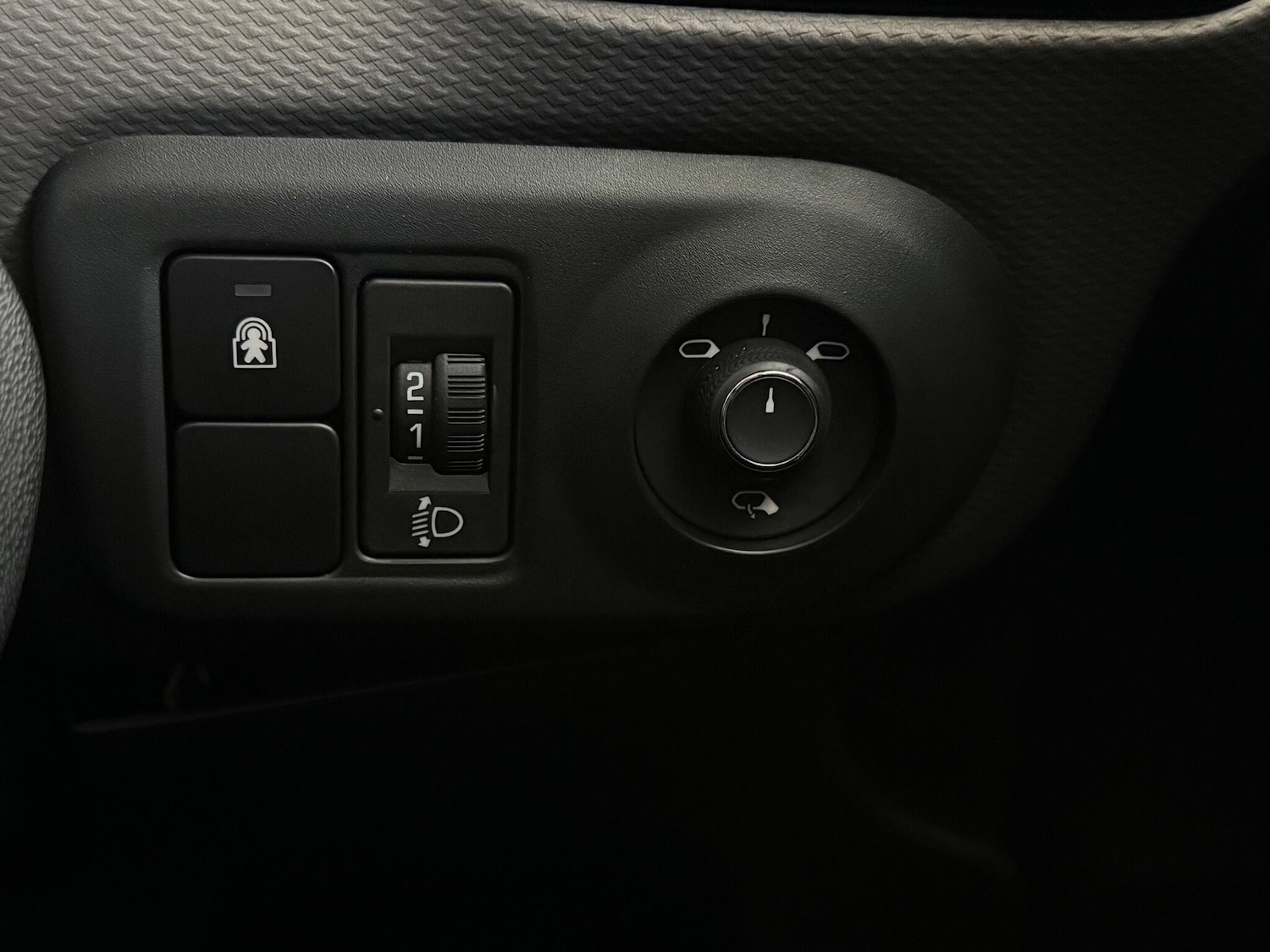 Used Citroen C4 Cactus 2019 for sale - 76714816: Photo 29