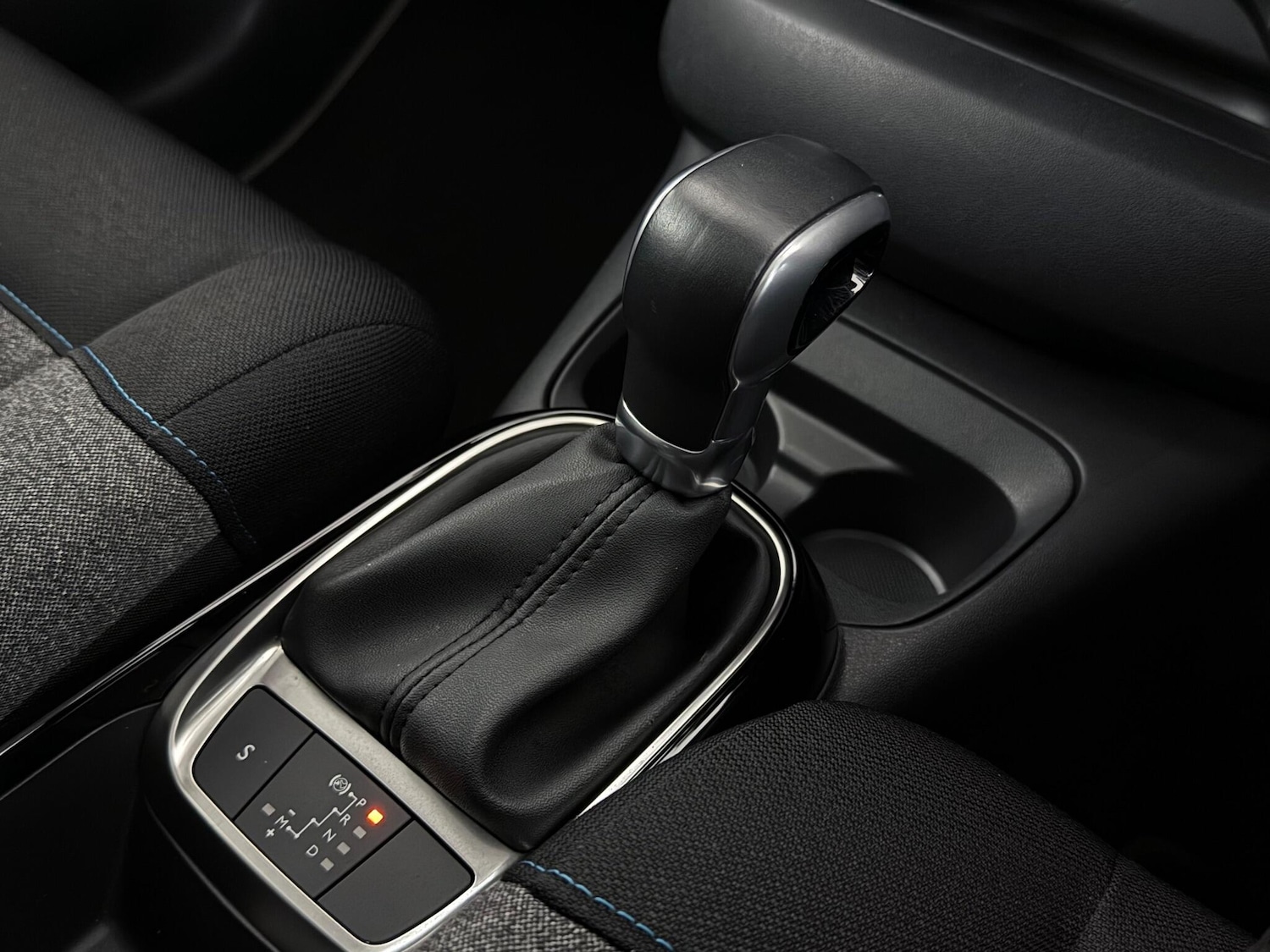 Used Citroen C4 Cactus 2019 for sale - 76714816: Photo 41