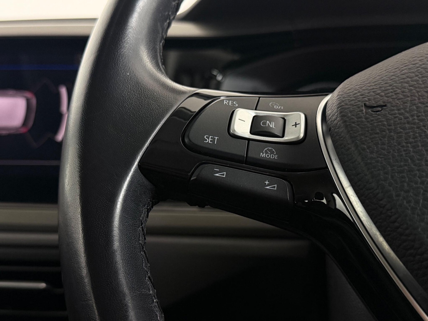 Used Volkswagen Polo 2021 for sale - 76468769: Photo 24