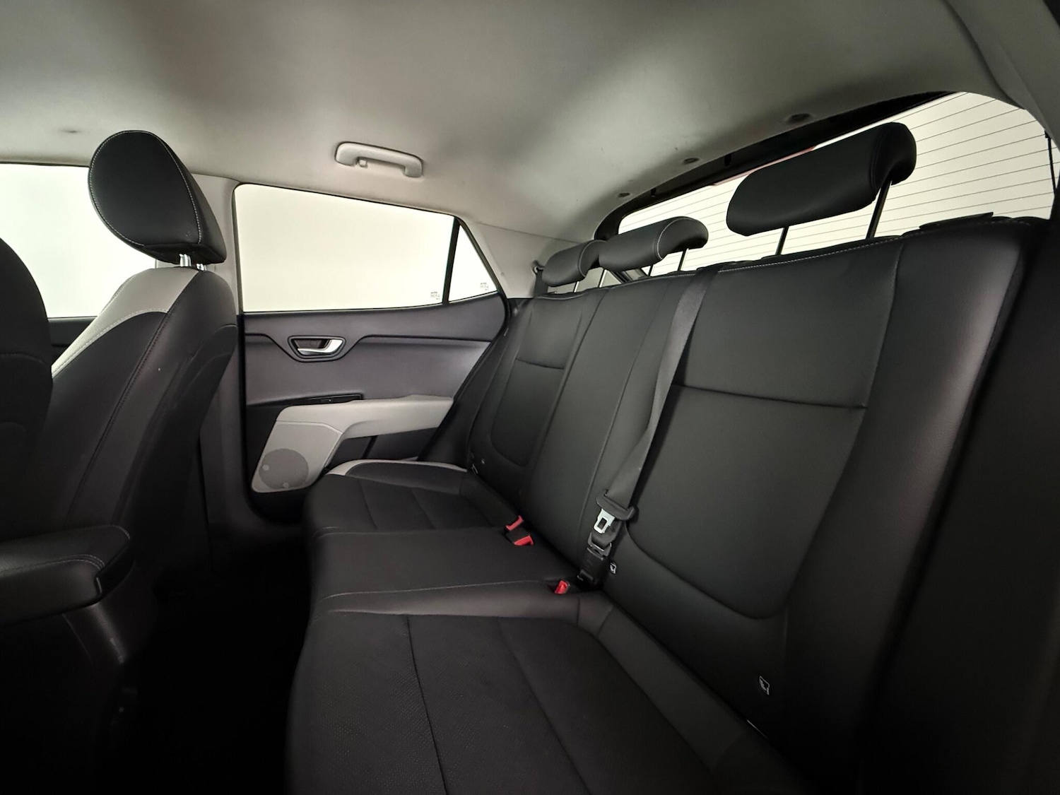 Used Kia Stonic 2019 for sale - 77371874: Photo 12