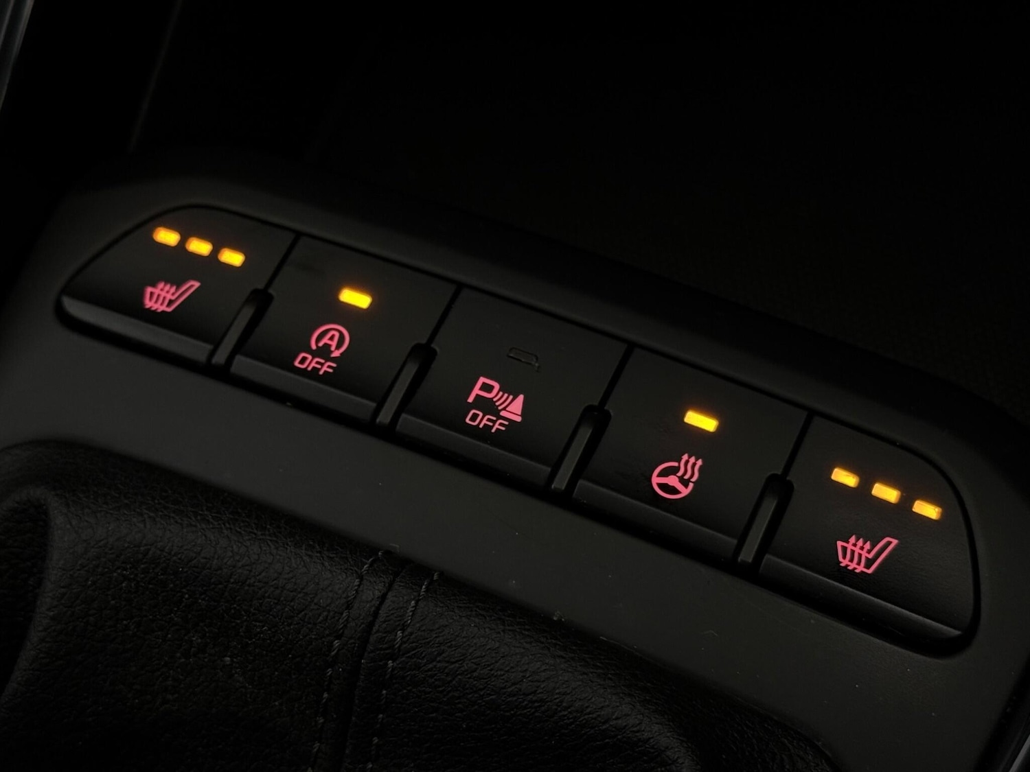 Used Kia Stonic 2019 for sale - 77371874: Photo 29