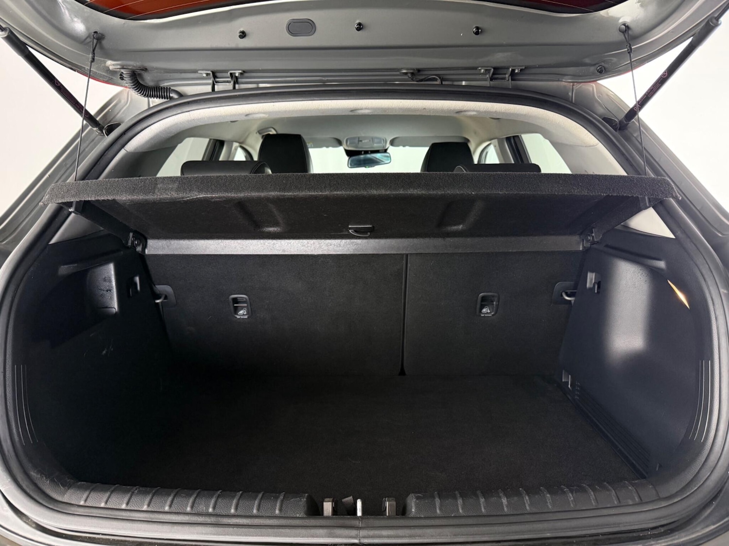 Used Kia Stonic 2019 for sale - 77371874: Photo 9