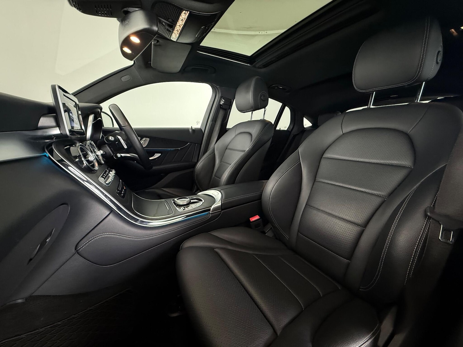 Used Mercedes-Benz GLC 2018 for sale - 76468094: Photo 18