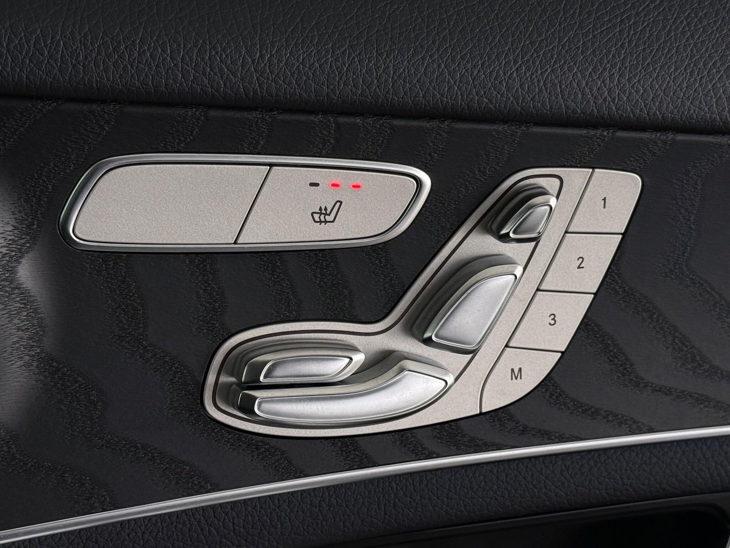 Used Mercedes-Benz GLC 2018 for sale - 76468094: Photo 26