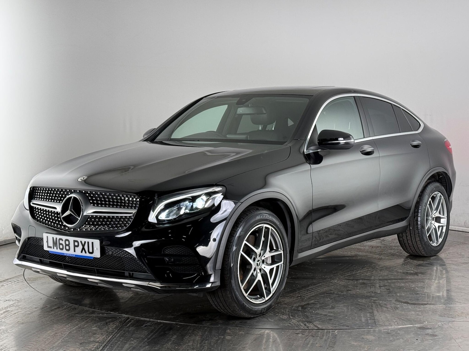 Used Mercedes-Benz GLC 2018 for sale - 76468094: Photo 3