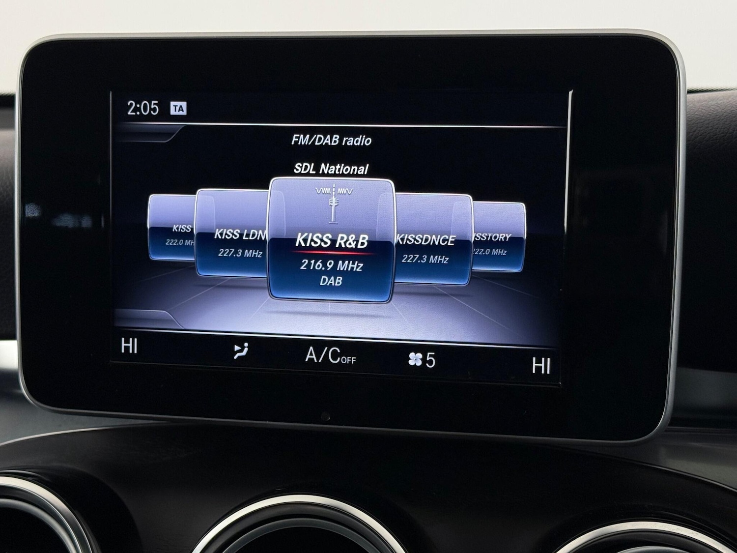 Used Mercedes-Benz GLC 2018 for sale - 76468094: Photo 36