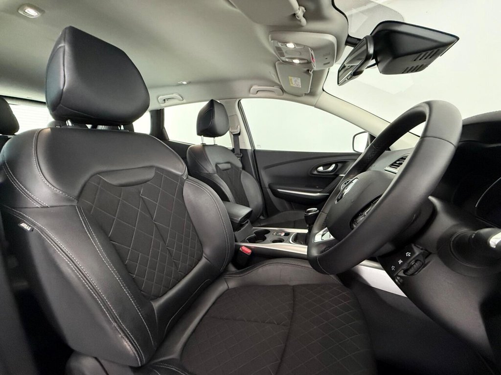 Used Renault Kadjar 2022 for sale - 76323235: Photo 14