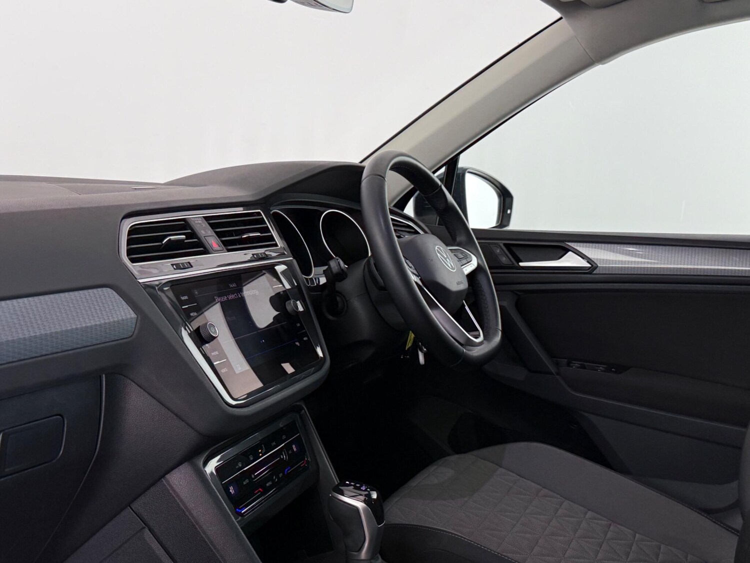 Used Volkswagen Tiguan 2021 for sale - 77525219: Photo 13