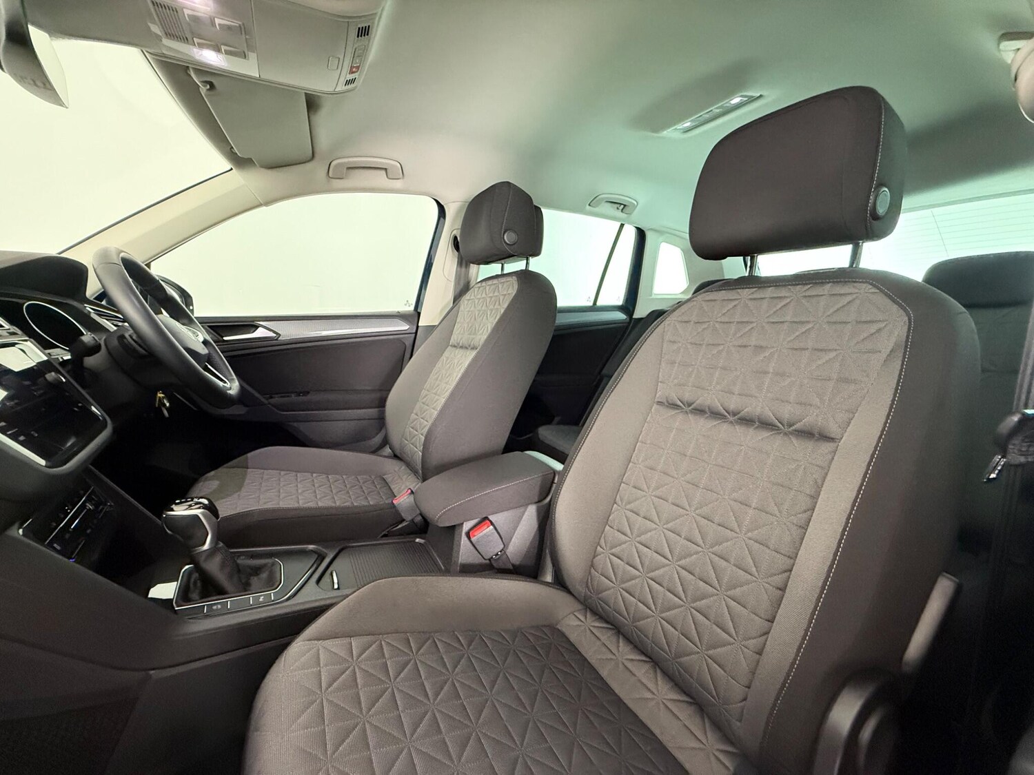 Used Volkswagen Tiguan 2021 for sale - 77525219: Photo 14