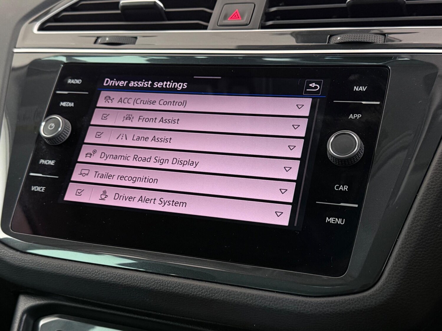 Used Volkswagen Tiguan 2021 for sale - 77525219: Photo 31