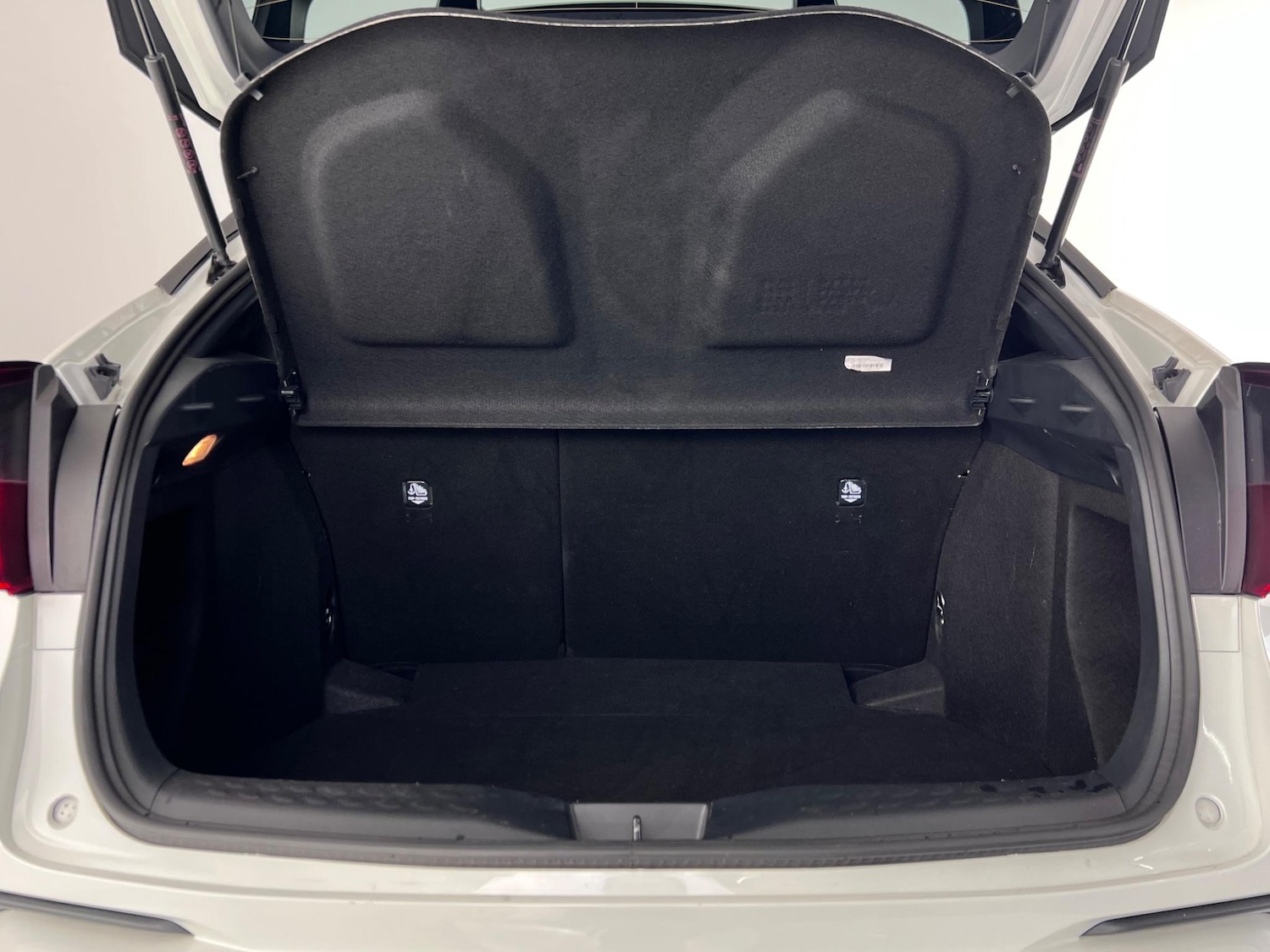 Used Toyota C-HR 2022 for sale - 77217070: Photo 9