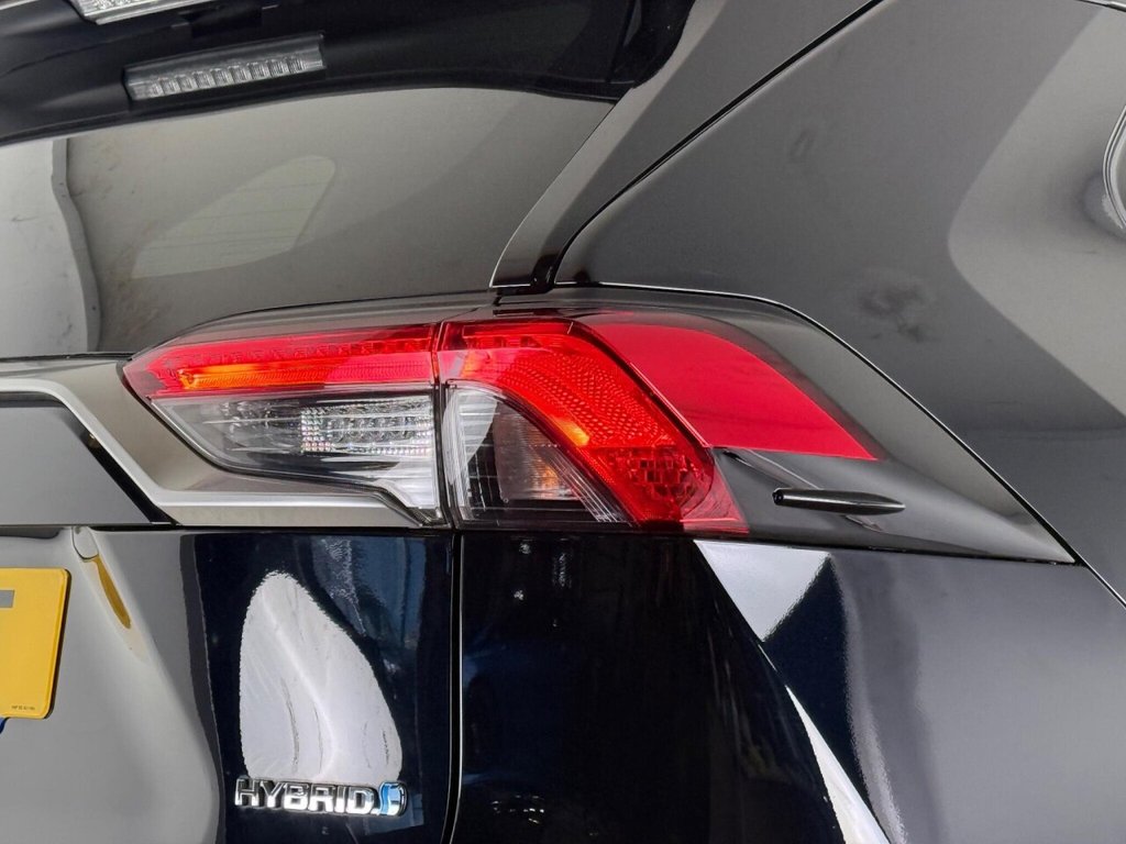 Used Toyota RAV4 2021 for sale - 76086436: Photo 12