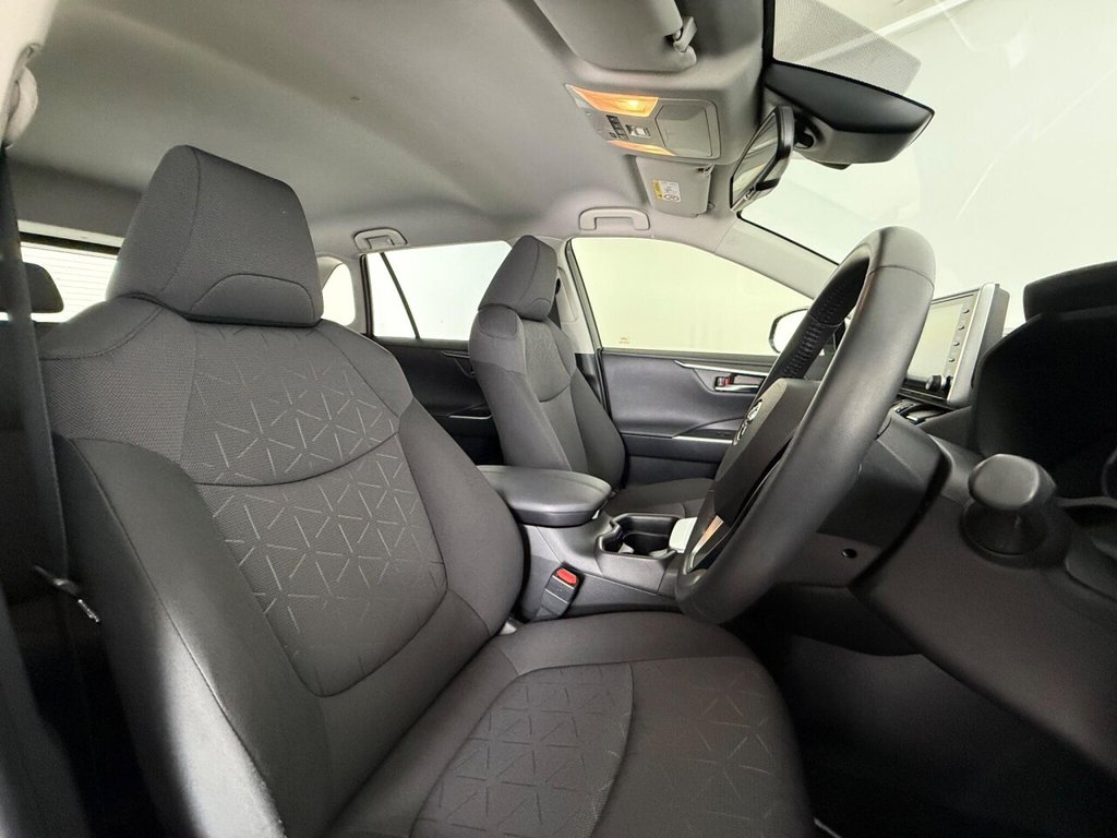 Used Toyota RAV4 2021 for sale - 76086436: Photo 15