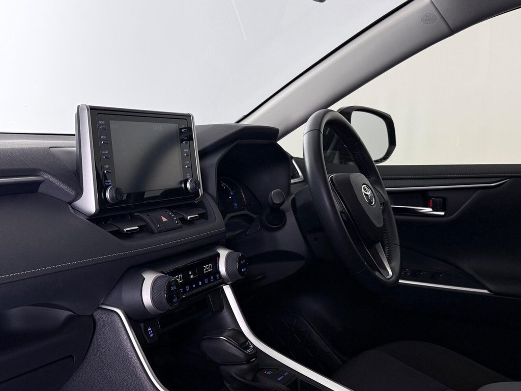 Used Toyota RAV4 2021 for sale - 76086436: Photo 16