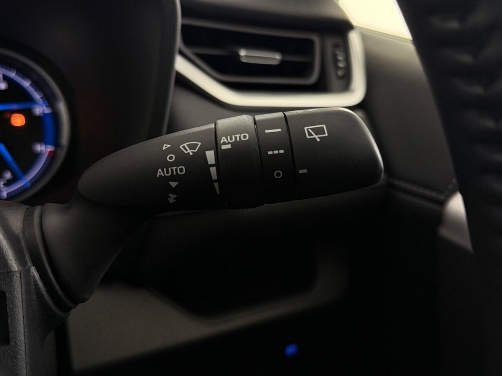 Used Toyota RAV4 2021 for sale - 76086436: Photo 27