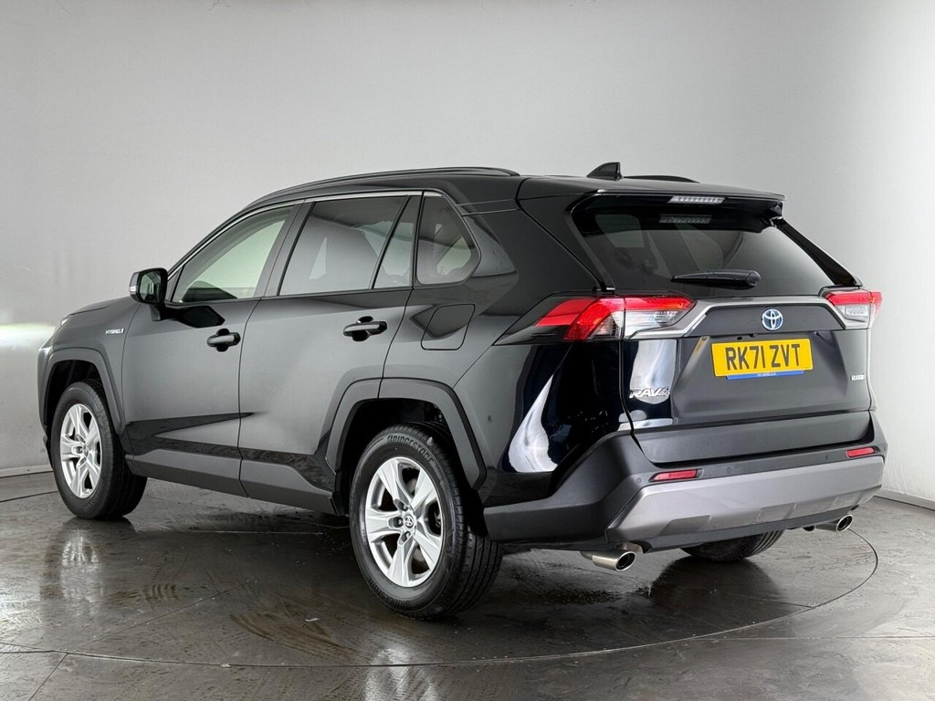Used Toyota RAV4 2021 for sale - 76086436: Photo 4