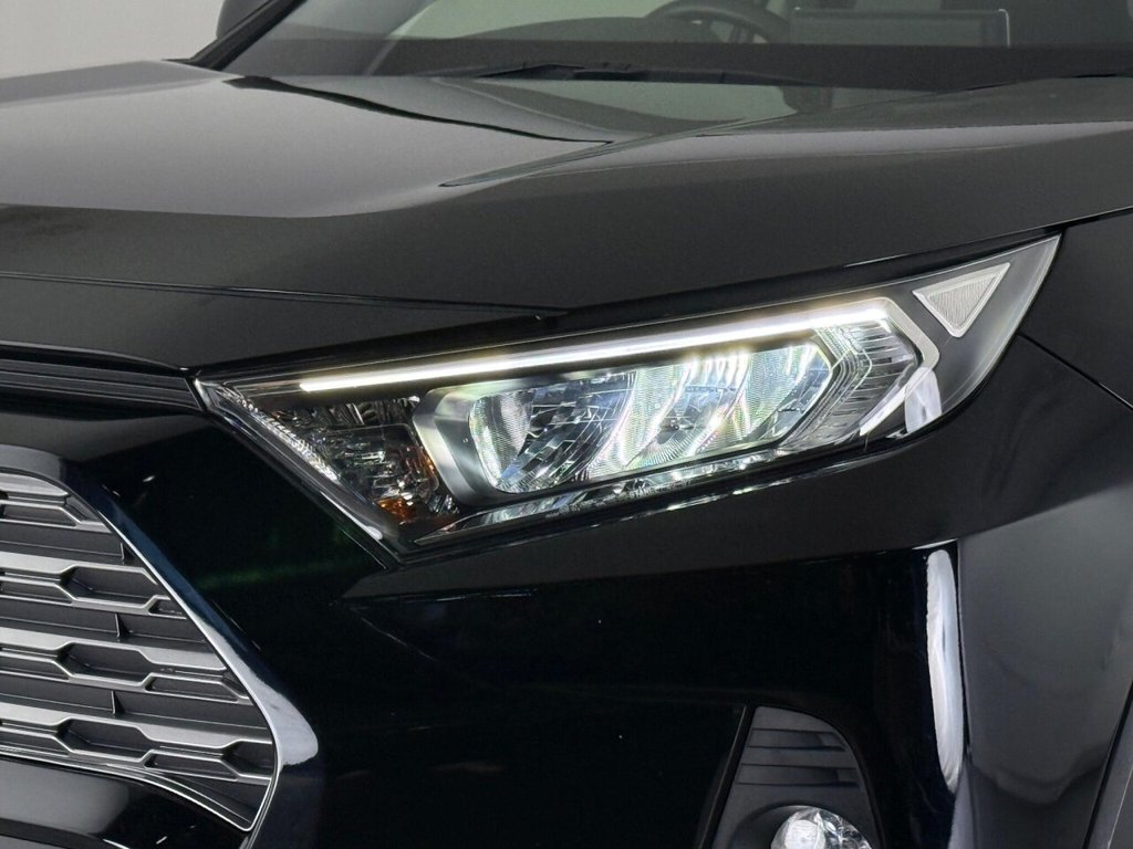 Used Toyota RAV4 2021 for sale - 76086436: Photo 8
