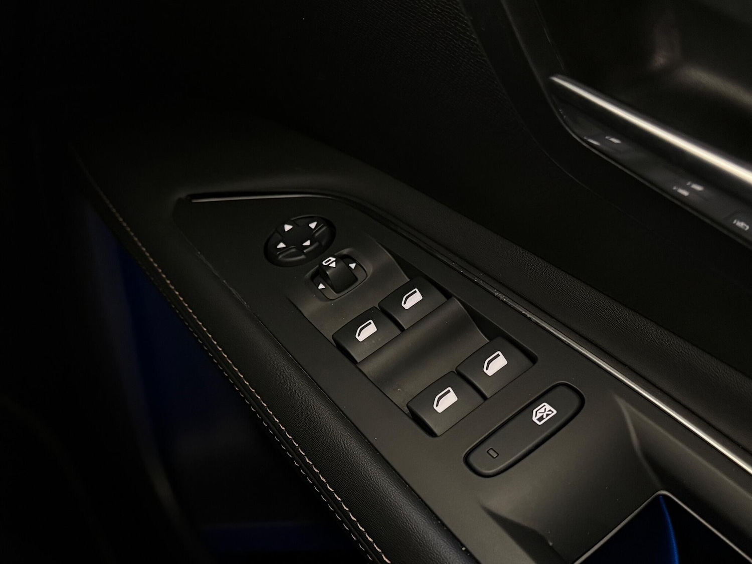 Used Peugeot 3008 2020 for sale - 77246107: Photo 20