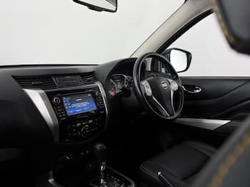 Used Nissan Navara 2019 for sale - 79806704: Photo