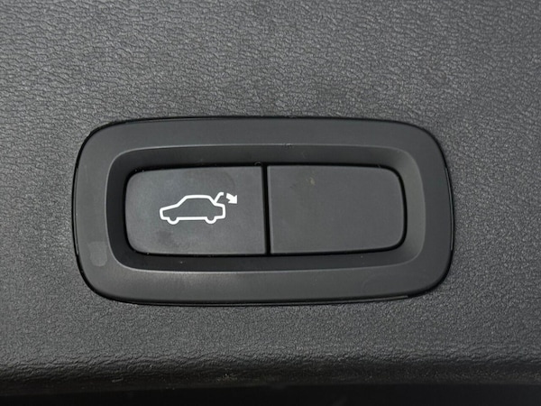 Used Volvo XC40 2021 for sale - 75321095: Photo 11