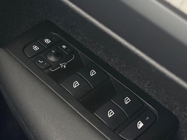 Used Volvo XC40 2021 for sale - 75321095: Photo 24