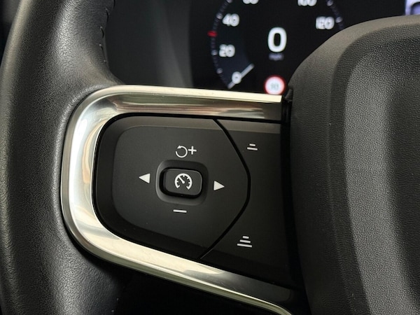 Used Volvo XC40 2021 for sale - 75321095: Photo 30
