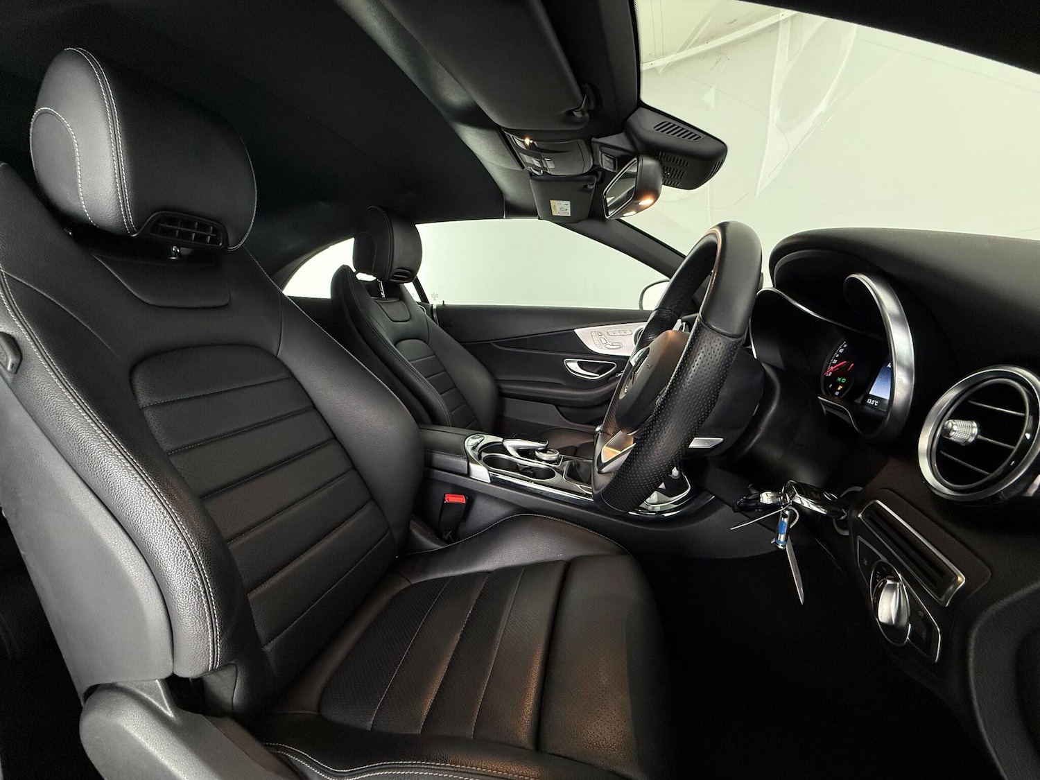 Used Mercedes-Benz C Class 2017 for sale - 77243577: Photo 12