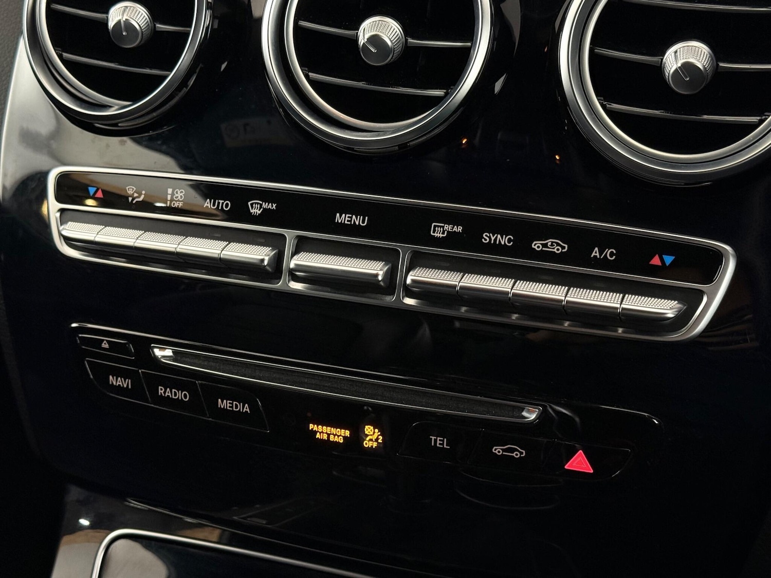 Used Mercedes-Benz C Class 2017 for sale - 77243577: Photo 29