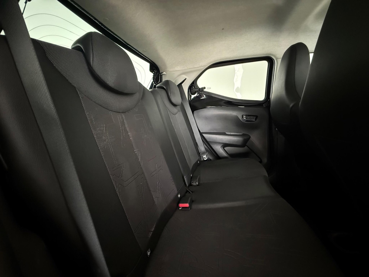 Used Toyota AYGO 2018 for sale - 76468613: Photo 18