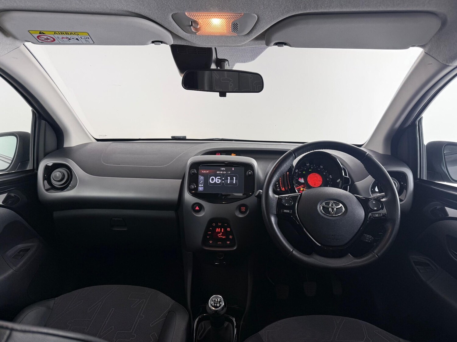 Used Toyota AYGO 2018 for sale - 76468613: Photo 19