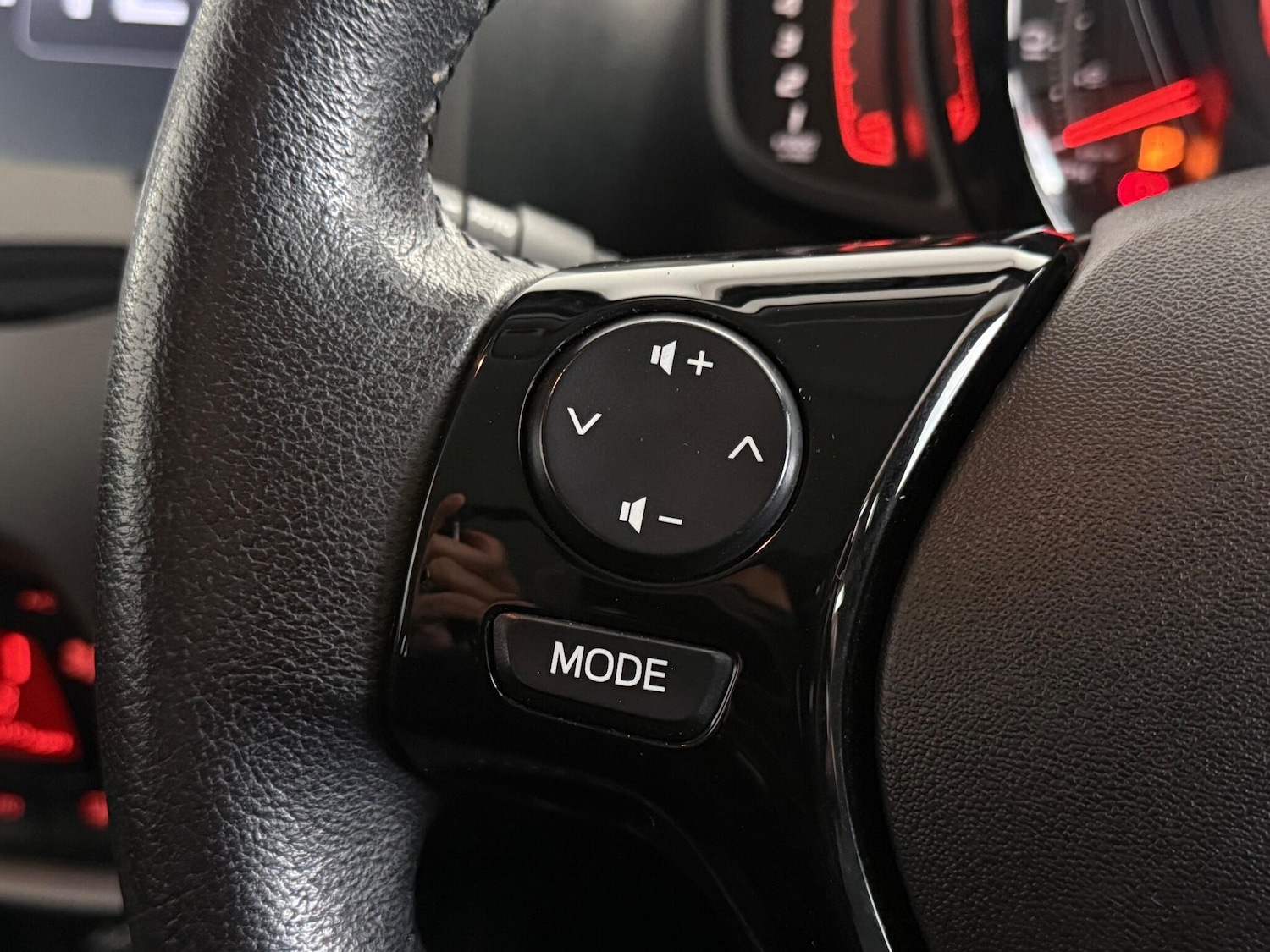 Used Toyota AYGO 2018 for sale - 76468613: Photo 22