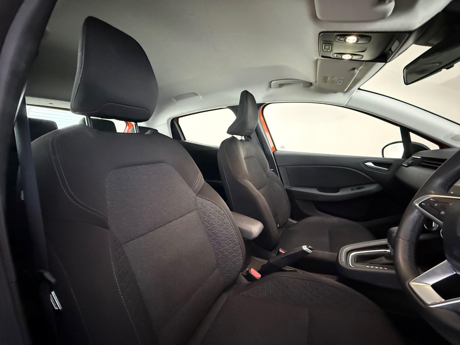 Used Renault Clio 2023 for sale - 78078671: Photo 11