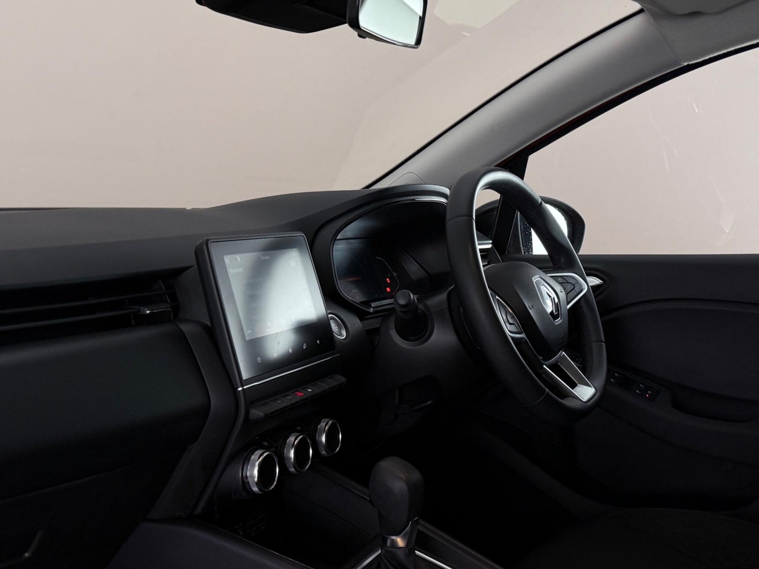 Used Renault Clio 2023 for sale - 78078671: Photo 12