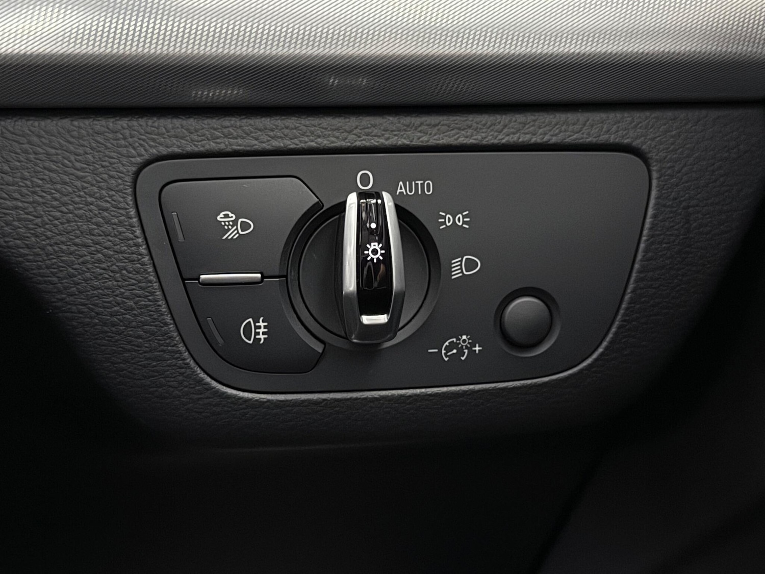 Used Audi Q5 2018 for sale - 77222573: Photo 34