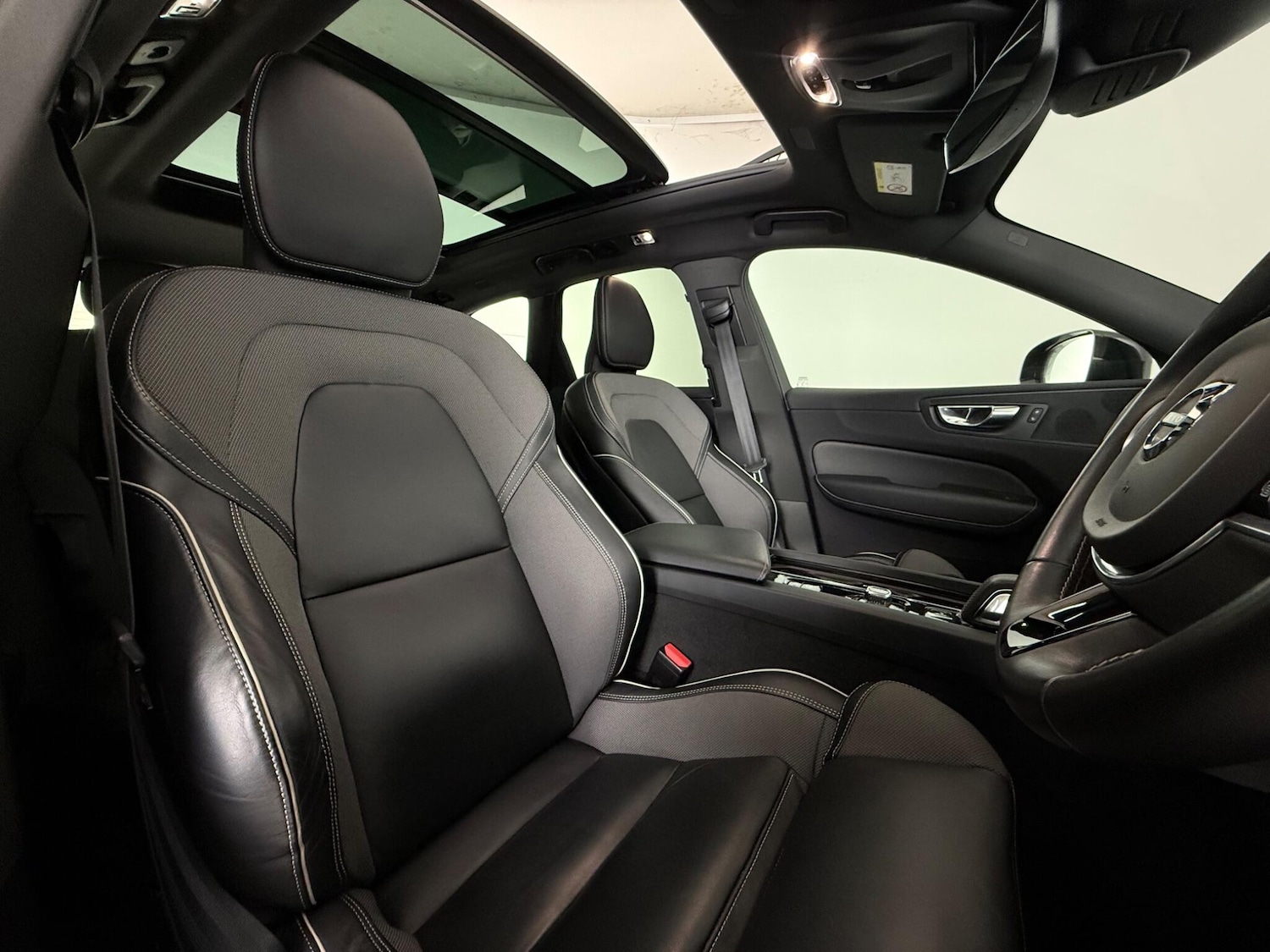 Used Volvo XC60 2020 for sale - 77259681: Photo 11