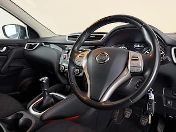 Used Nissan Qashqai 2016 for sale - 79565978: Photo
