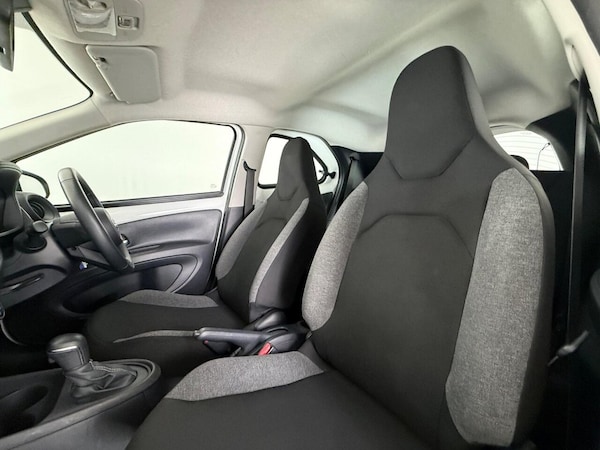 Used Toyota Aygo X 2022 for sale - 76069203: Photo 15