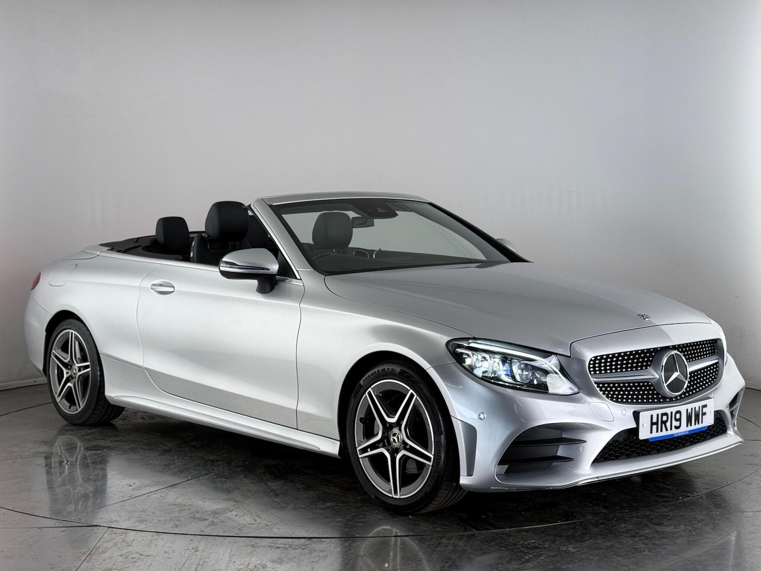 Used Mercedes-Benz C Class 2019 for sale - 76468588: Photo 1