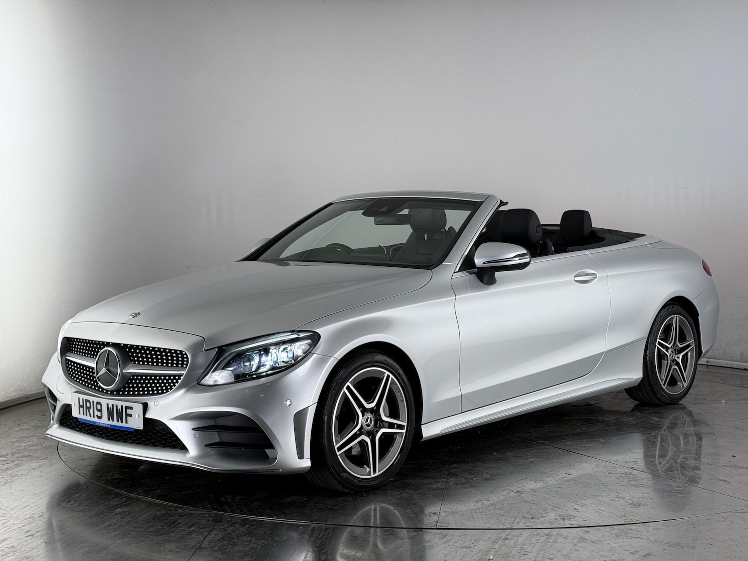 Used Mercedes-Benz C Class 2019 for sale - 76468588: Photo 3